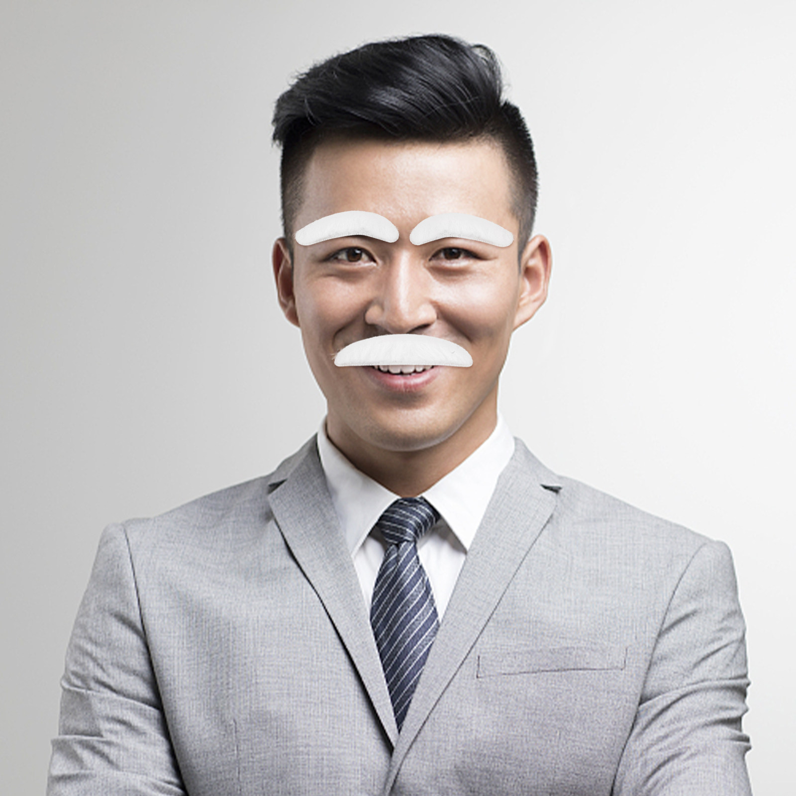 1 set di barba e sopracciglia  - Easy Cosplay Prop recensione e prezzo